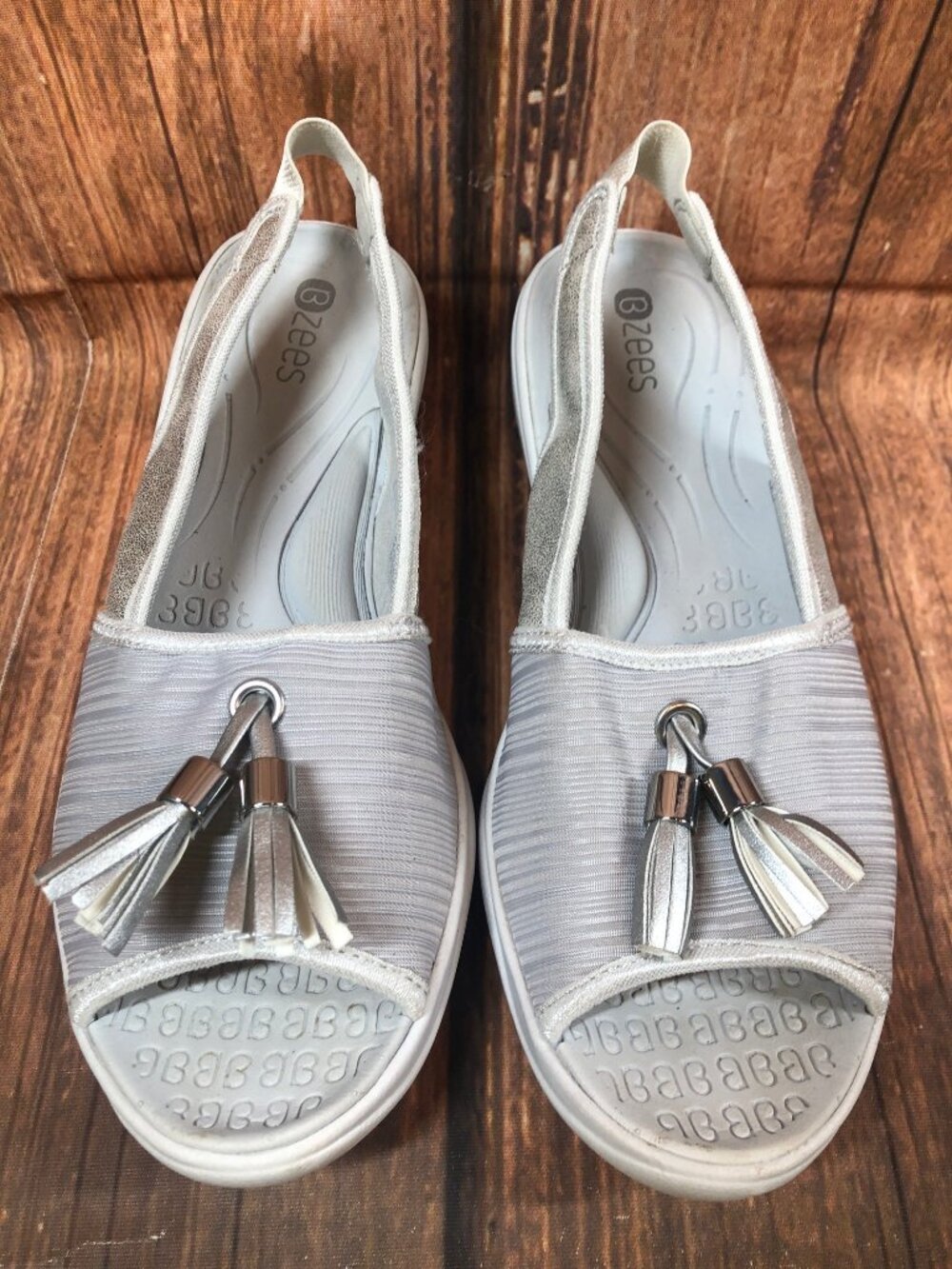 B Zees Womens 6 Mirage Silver Gray Peep Toe Slingback Sandals